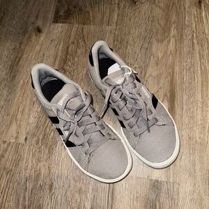 Adidas Gray and Black Sneakers with Classic Lace-Up Design